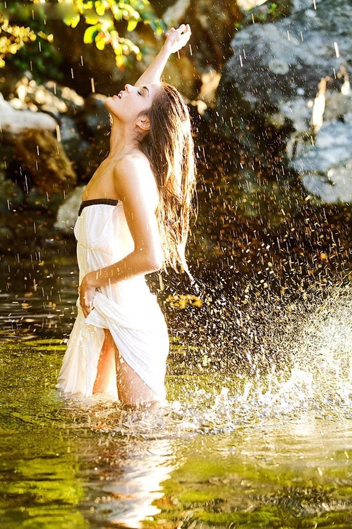 Marie Avgeropoulos in Kaohsiung