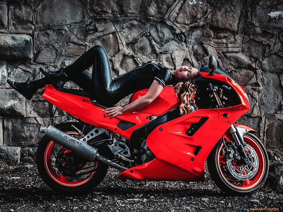 Beautiful girl Beautiful girls and motorcycles in Kaohsiung