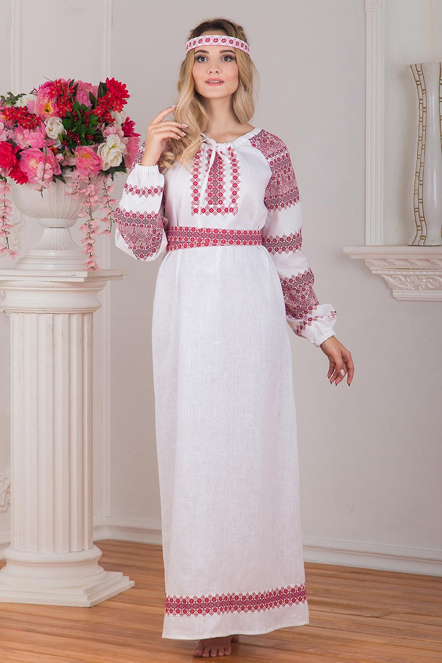 Women in Slavic costumes in Kaohsiung