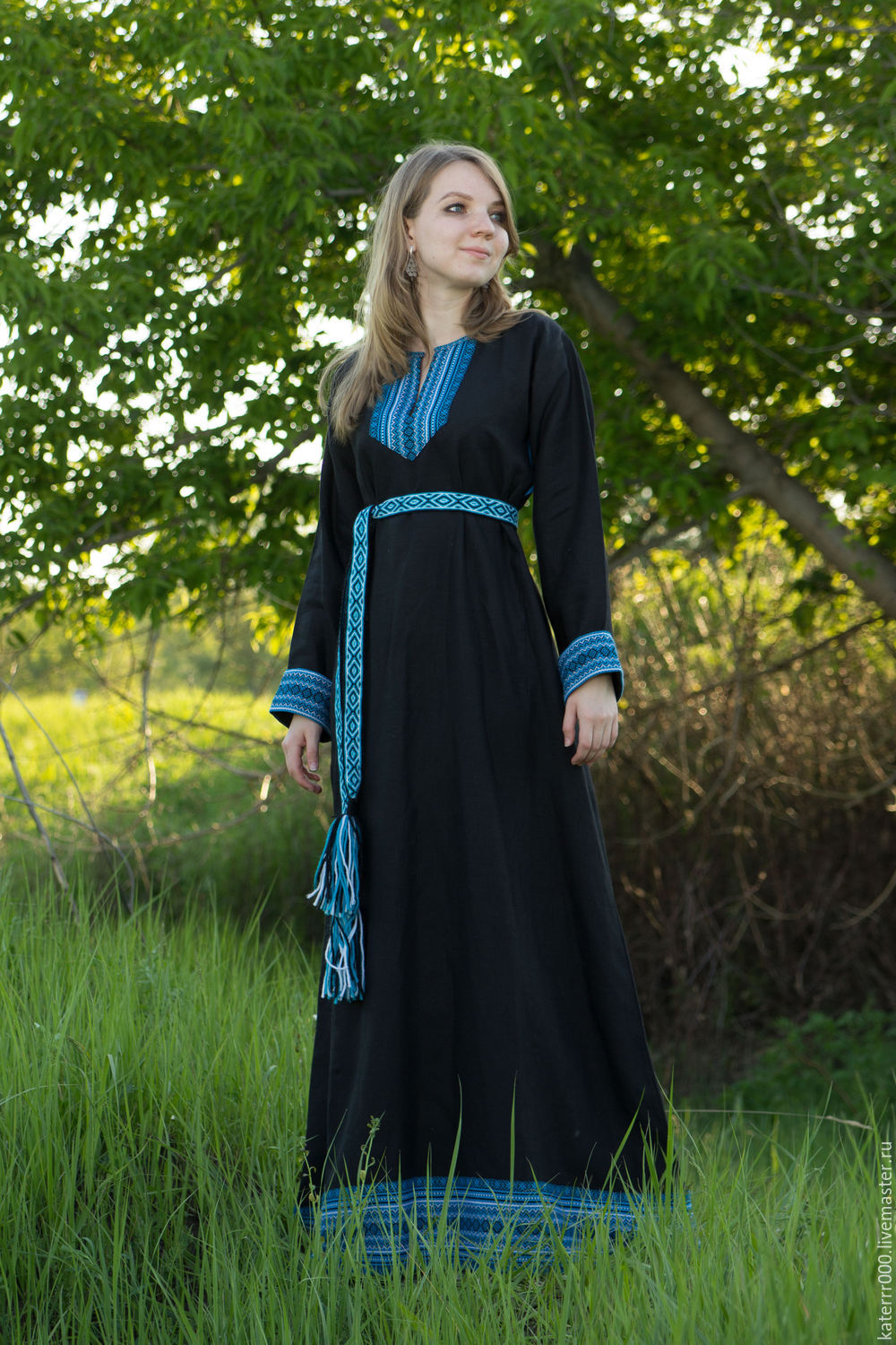 Women in Slavic costumes in Kaohsiung