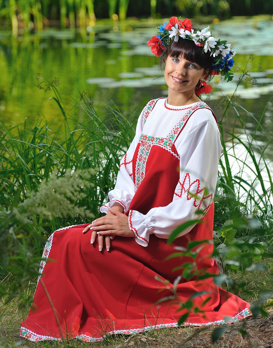 Beautiful girl Girls in Slavic costumes in Kaohsiung