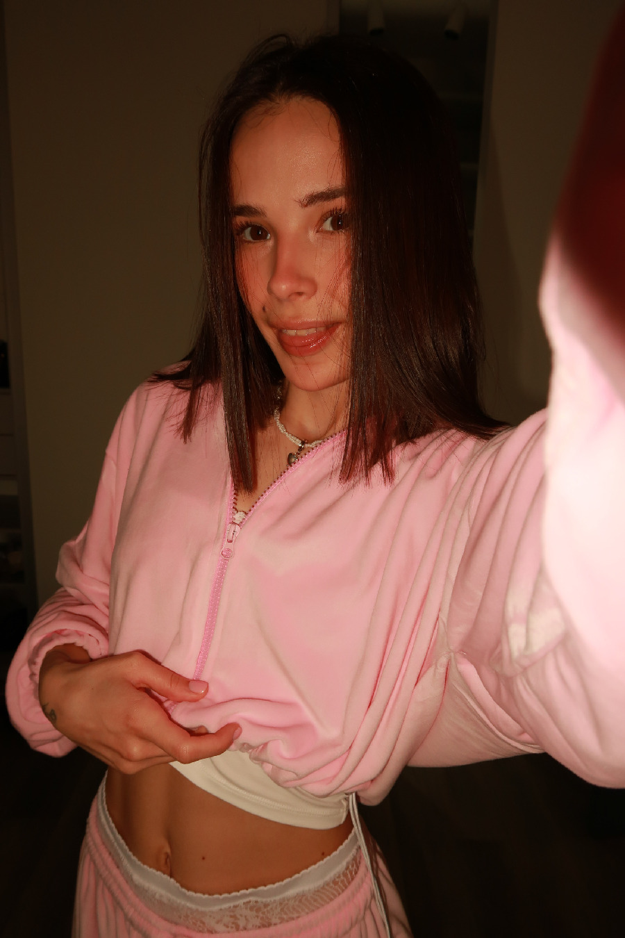 Tina brings the glow — live moments in Kaohsiung